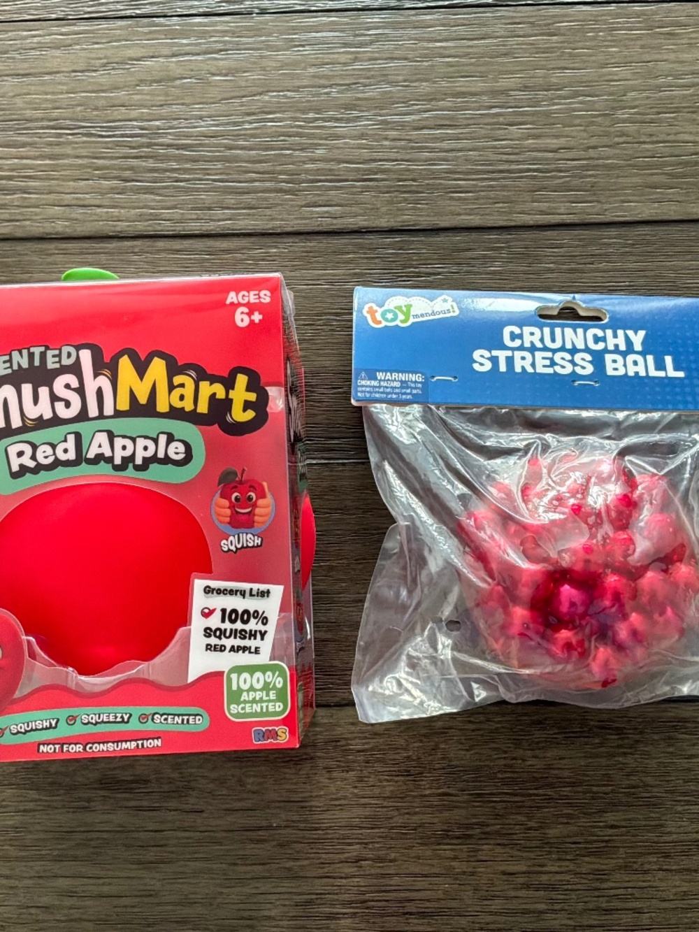 SmushMart apple & crunchy ball